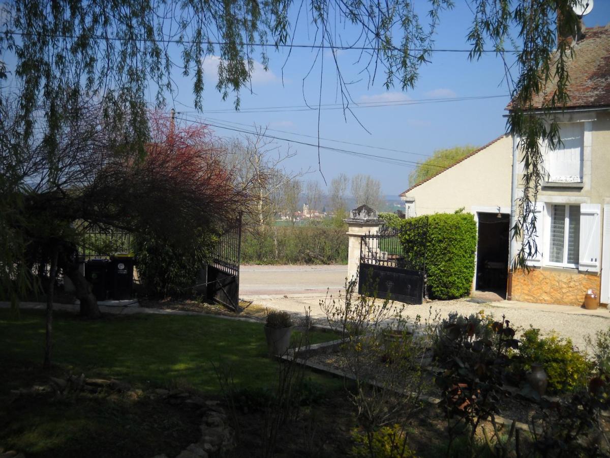 Relais Des Vignottes Bed & Breakfast Chevannes  Exterior photo